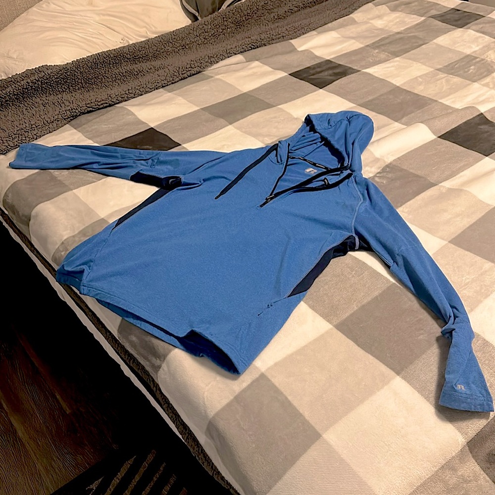 Athletic-cut lightweight and functional hoodie